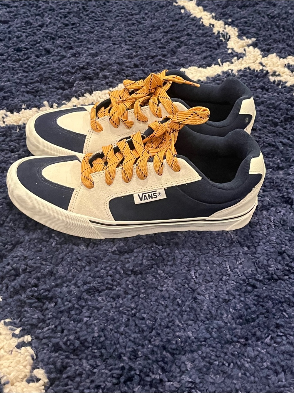 RARE 90s-inspired Vans Chukka Push sneakers in navy marshmallow white. NWOT